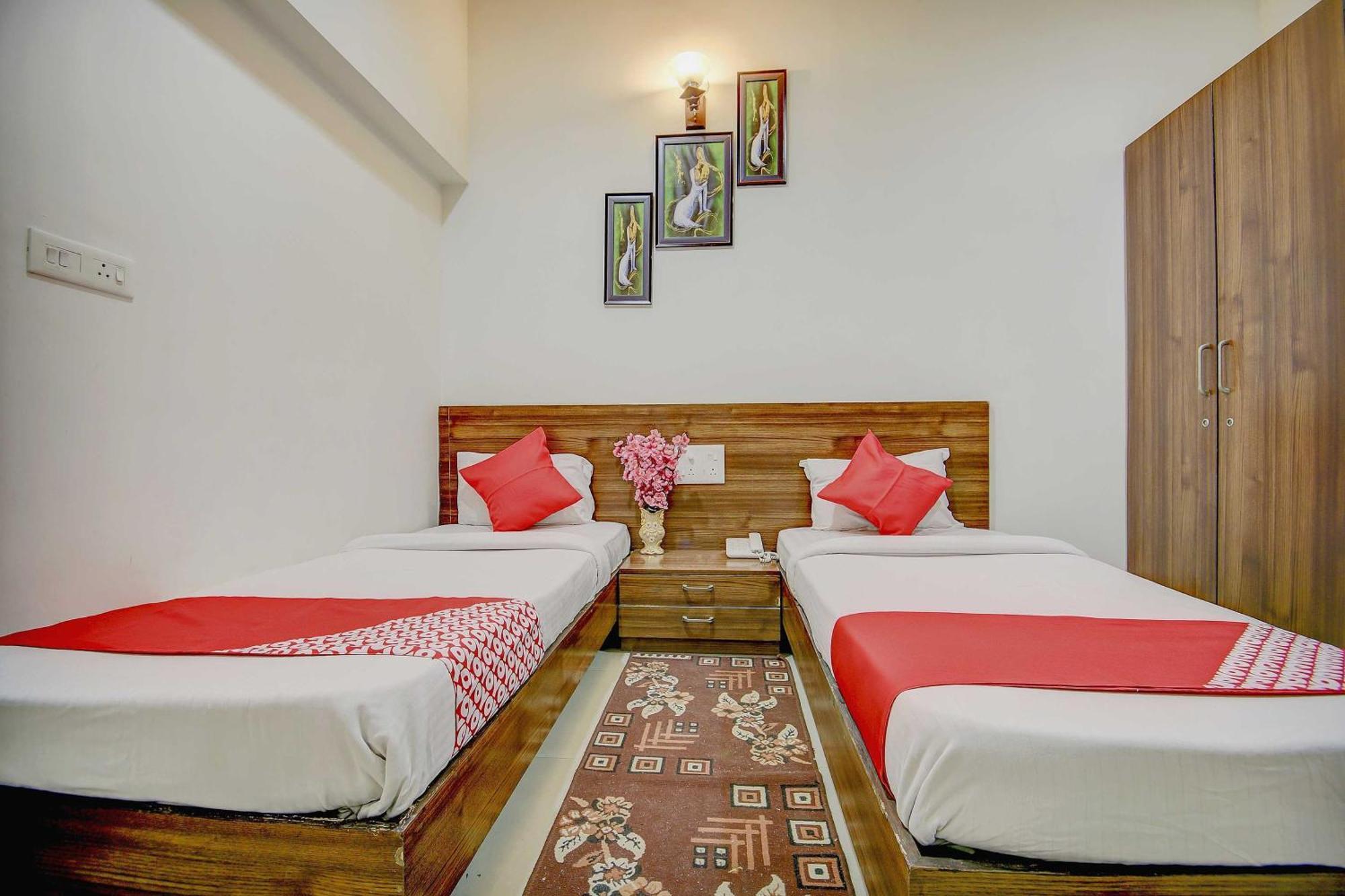 Hotel O Plus Corporate One Khapa  Exterior foto